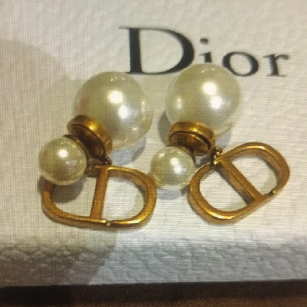 Dior Gold earrings